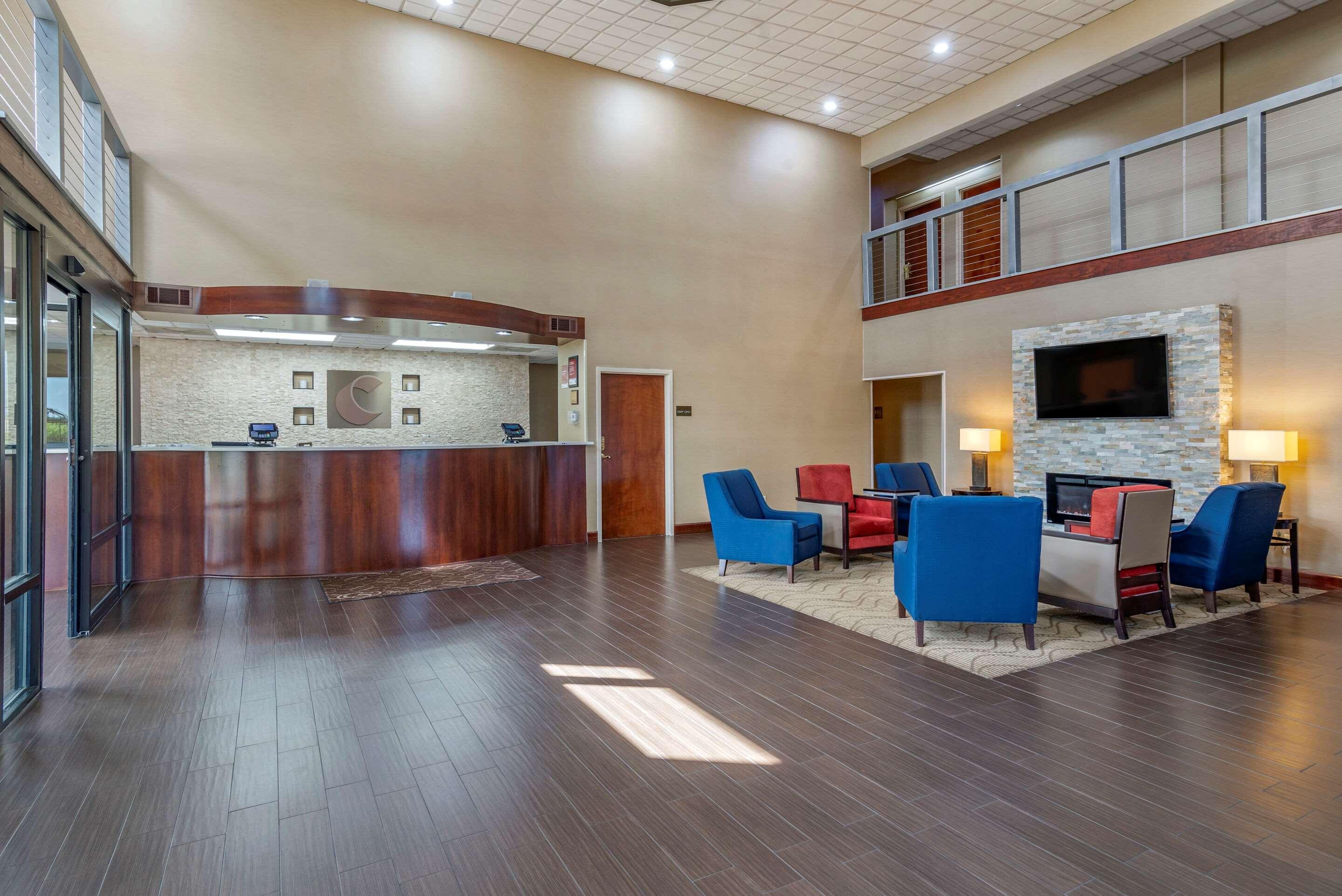 Comfort Suites Near Robins Air Force Base Warner Robins Dış mekan fotoğraf