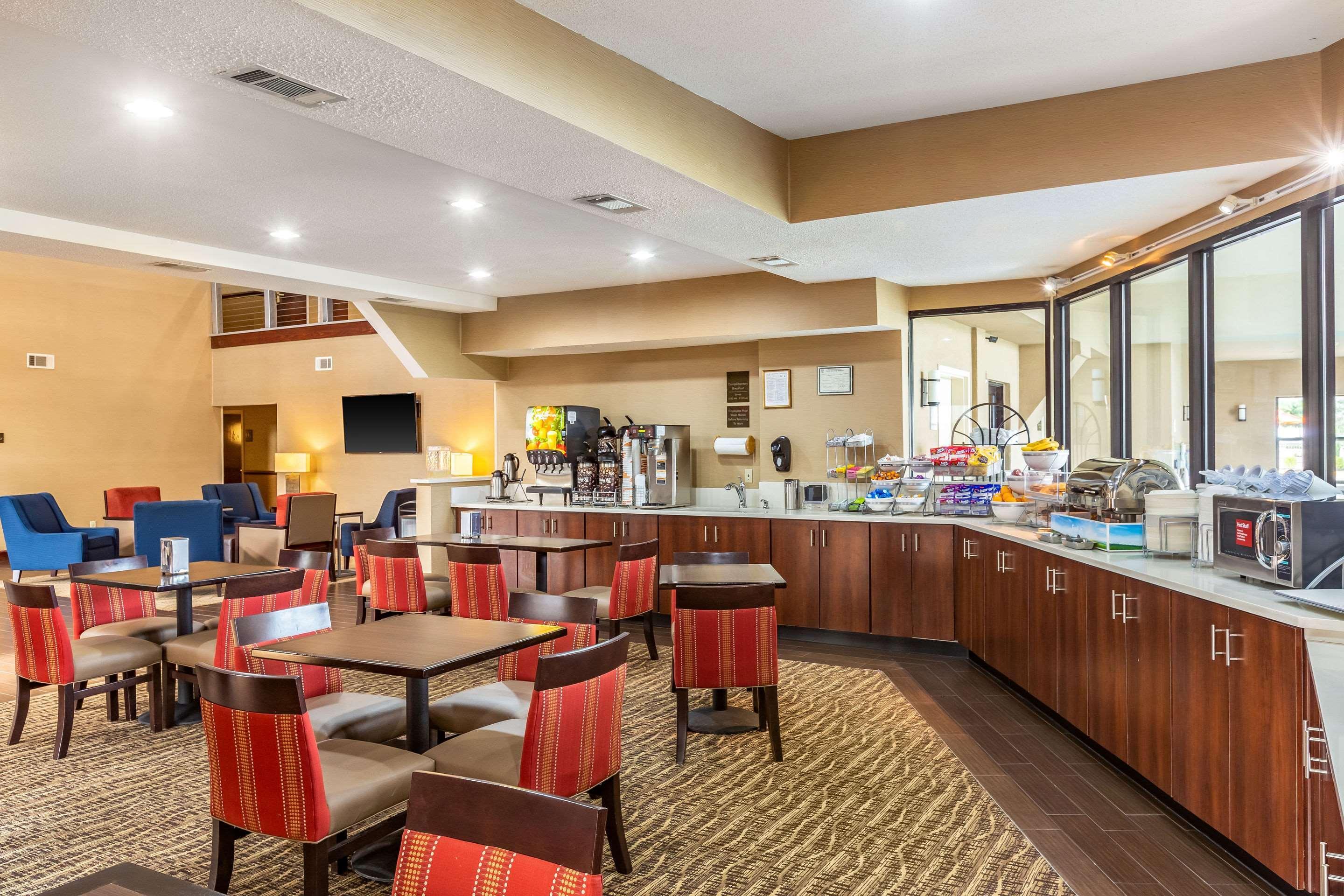 Comfort Suites Near Robins Air Force Base Warner Robins Dış mekan fotoğraf